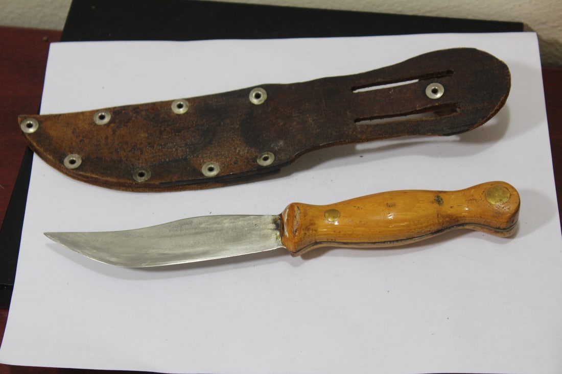 A Bowie Knife - 3
