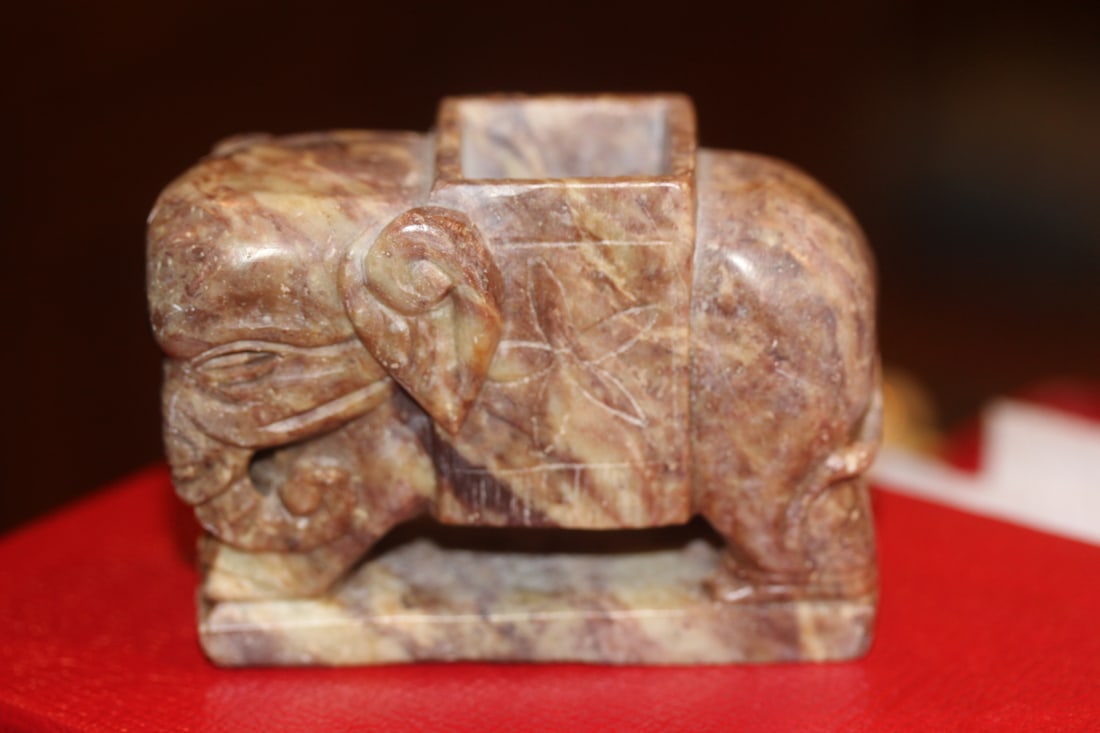 Chinese Soapstone Elephant Form Holder: or planter - small size: 3' across