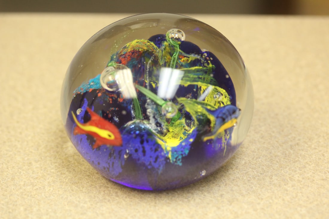 Art Glass Paperweight: 3 1/2" across - fish motief