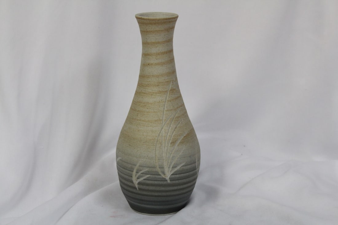 A Signed Pottery Vase: 7 5/8" tall