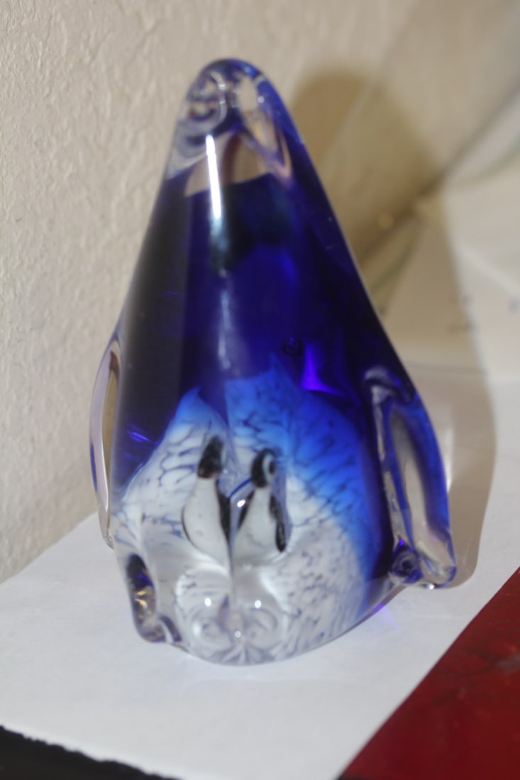 Art Glass Penguin: 5" tall