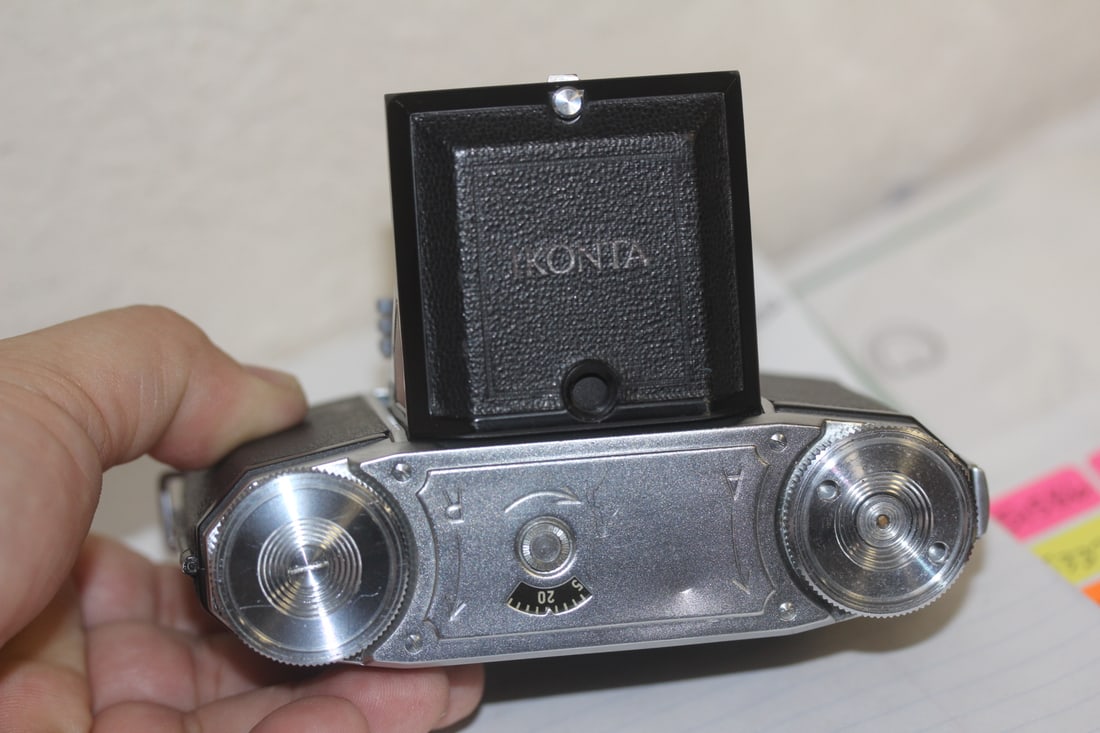 Ikonta / Zeiss Camera - 3