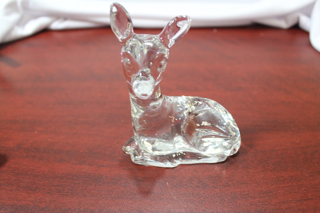 A Waterford Deer Figurine: Rare - madein Ireland - nice crystal - 4 1/2" tall