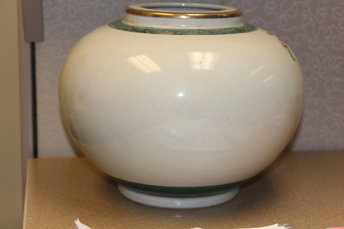Signed Ceramic Kutani Vase - 3