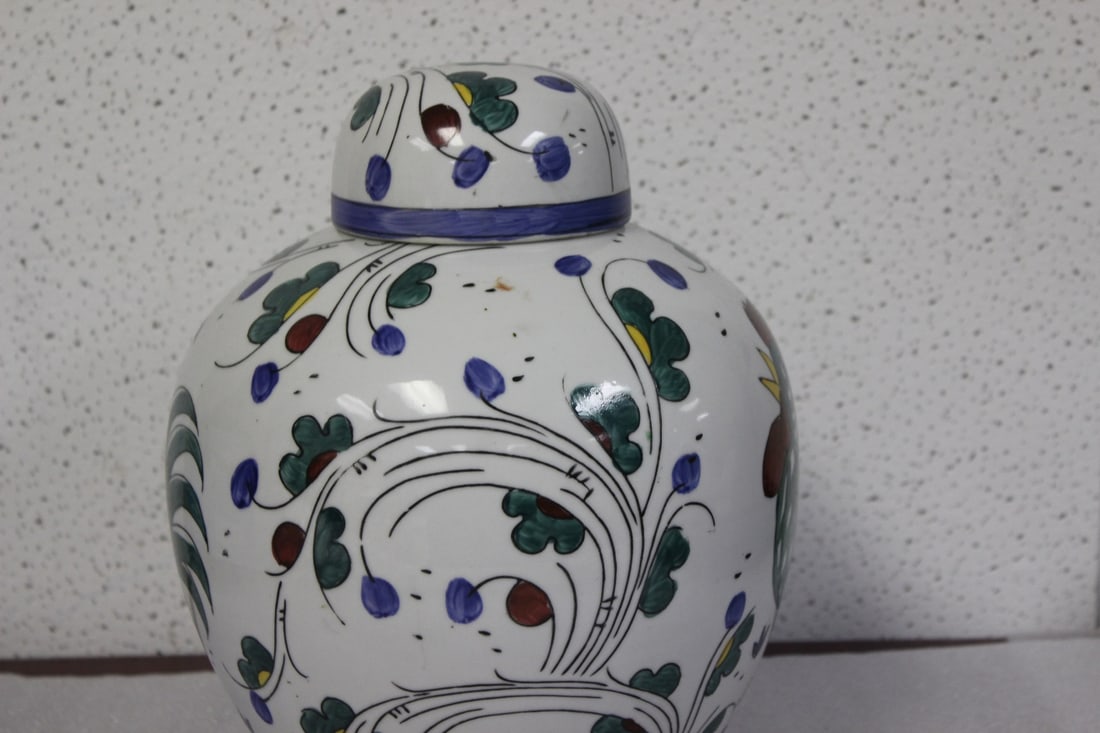 A Chinese Chicken Ginger Jar: 10 1/2" tall