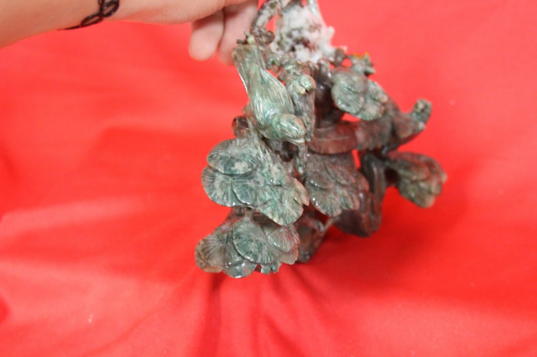 A Jade Urn - 10
