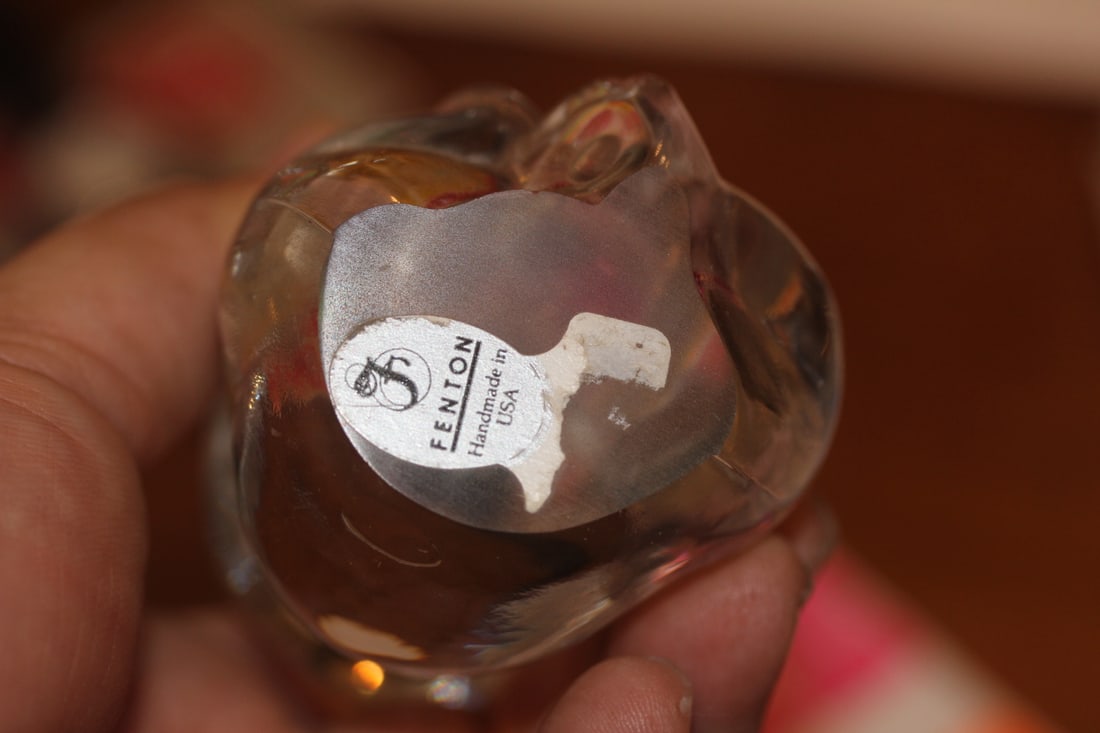 Fenton Glass Bear - 4