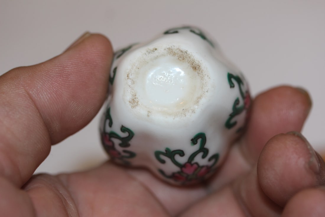Chinese Ceramic Snuff Bottle - 5