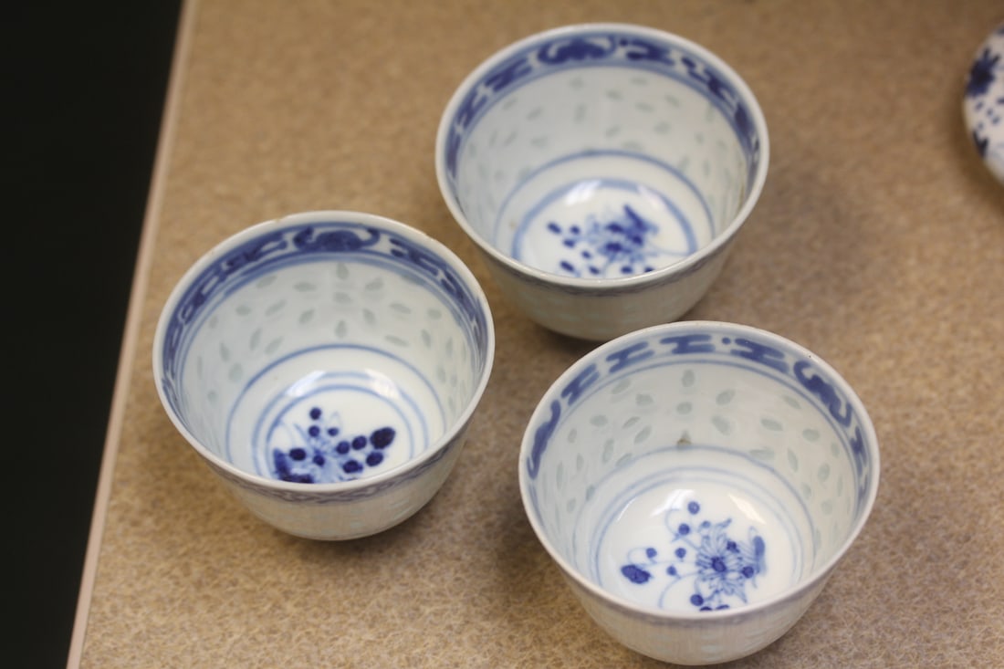 Lot of 3 Chinese Rice Pattern Cups (1 of 10)