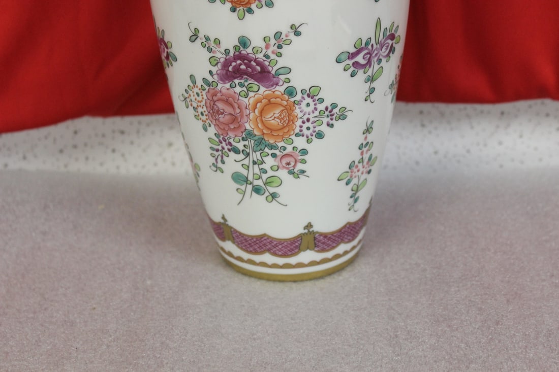 A Chinese? Export Vase - 10
