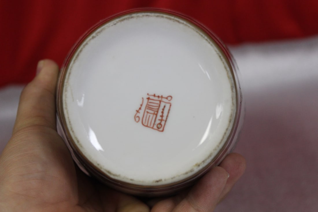 A Chinese? Export Vase - 12