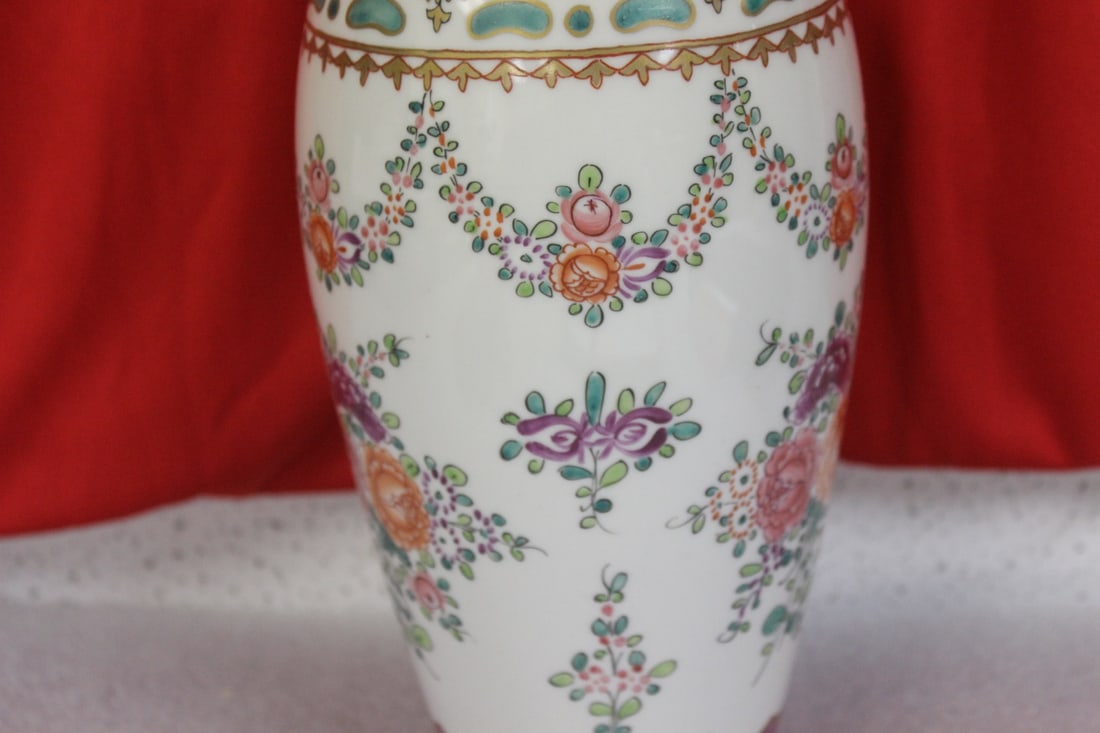 A Chinese? Export Vase - 6
