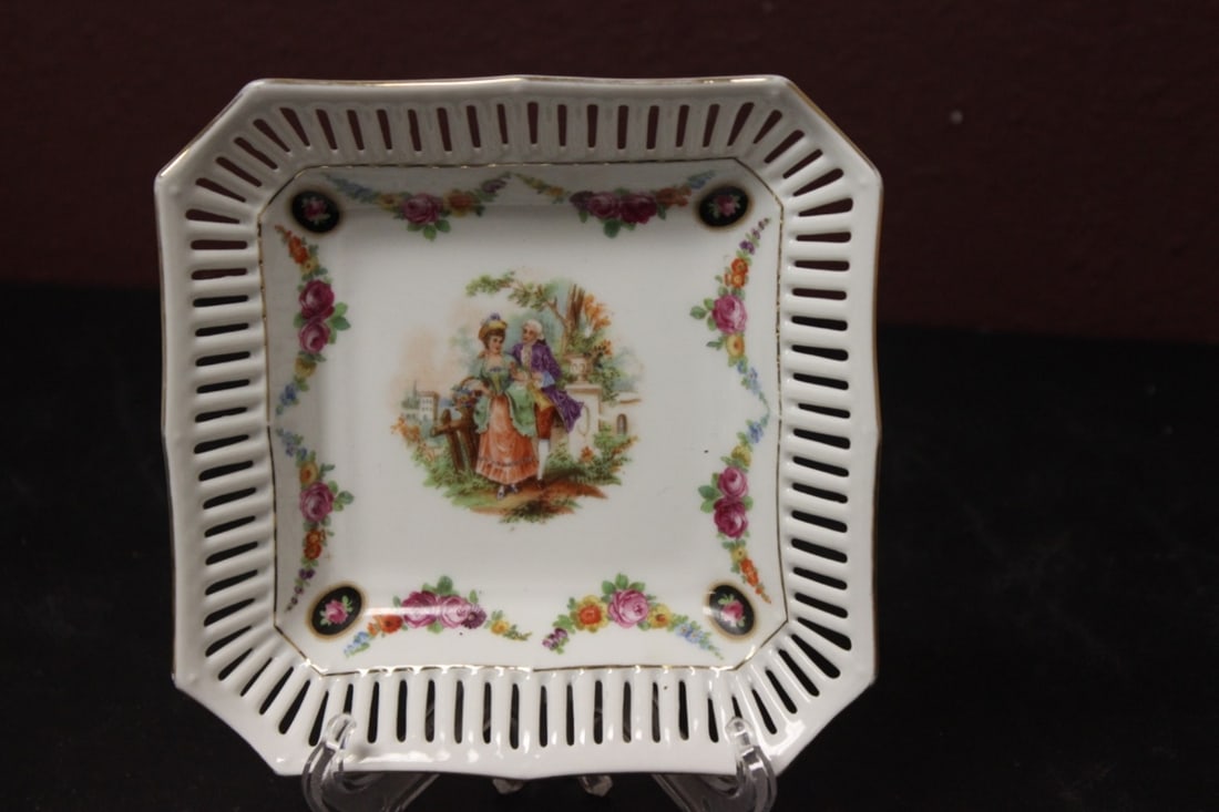 A German Reticulated Square Tray (1 of 5)