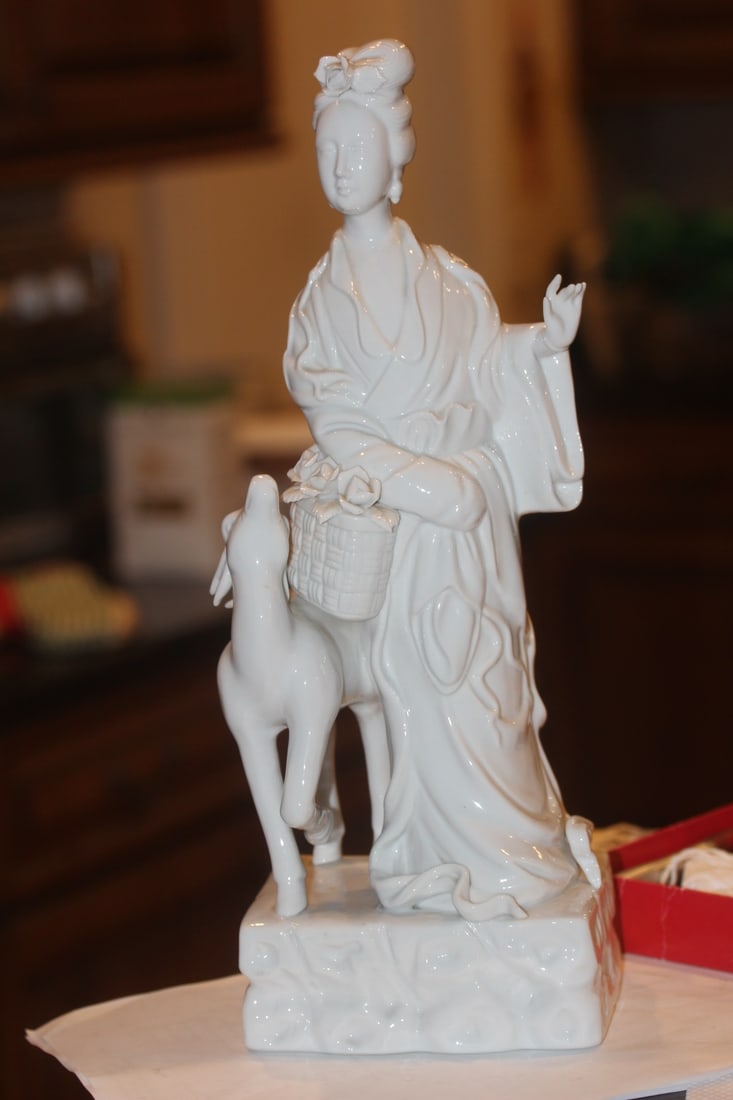 Chinese Blanc de Chine Figurine: 14 1/2" tall