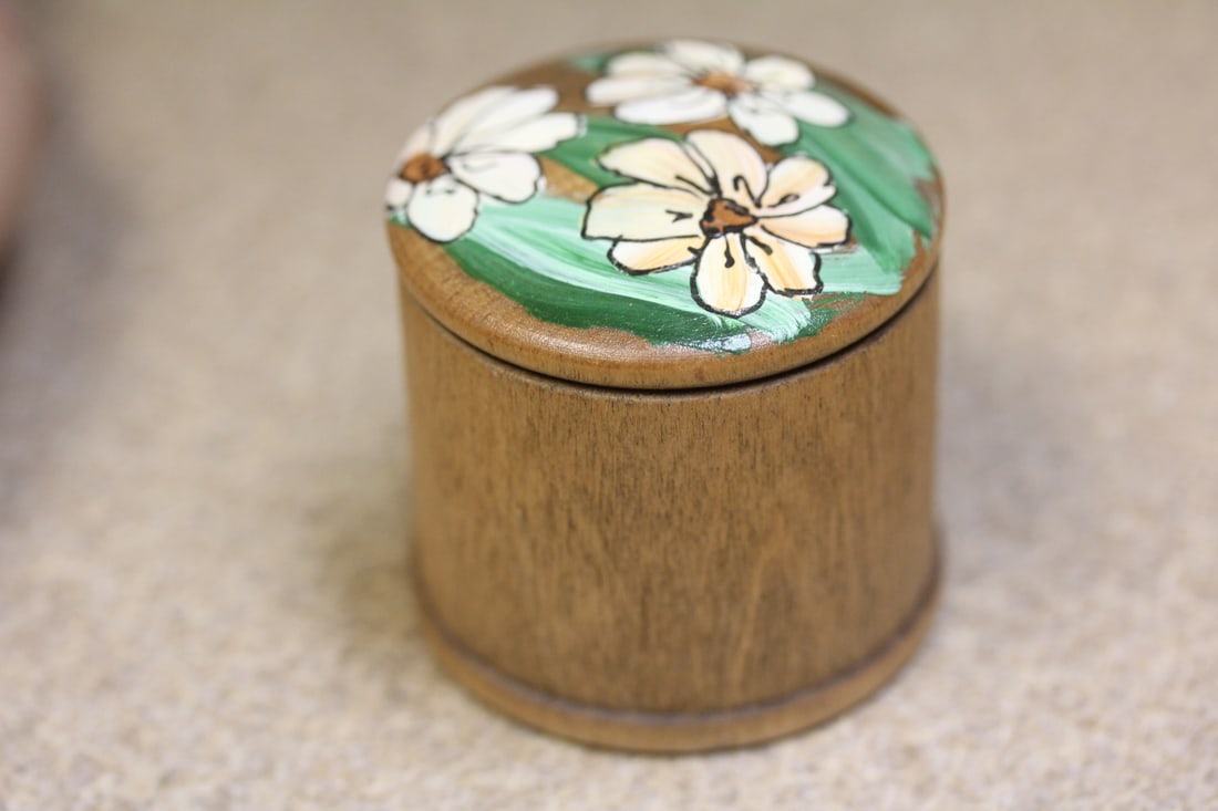 Wooden Round Trinket Box: hand painted - 1 5/8" tall