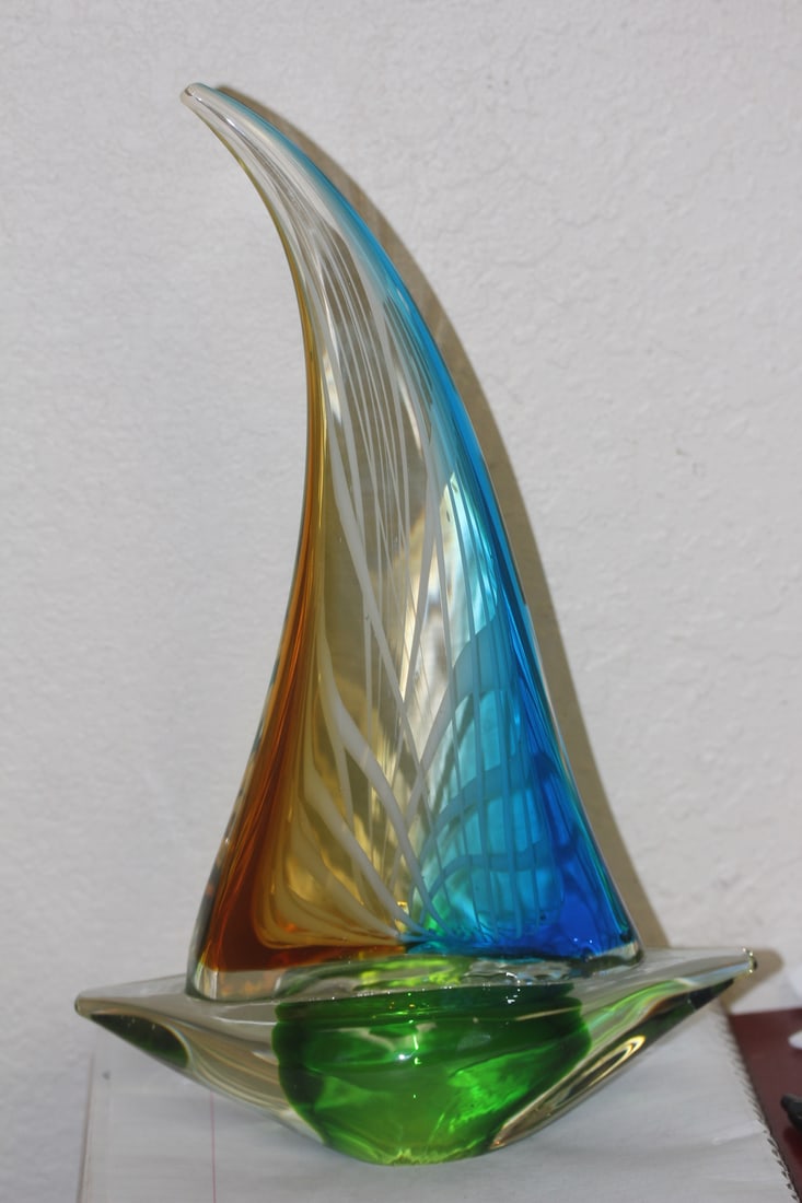 Beautiful Art Glass Boat: 13" tall