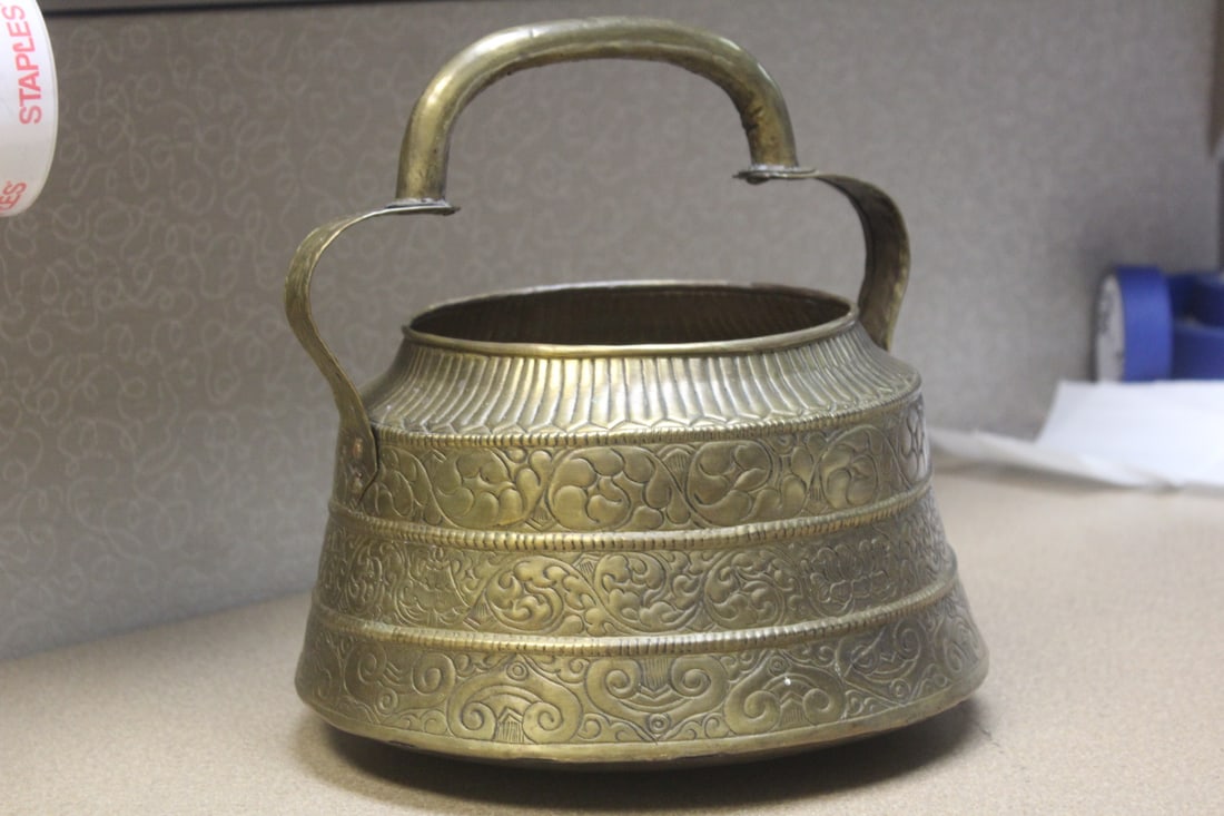 Antique Copper Water Bucket: bottom to handle: 11 inches tall