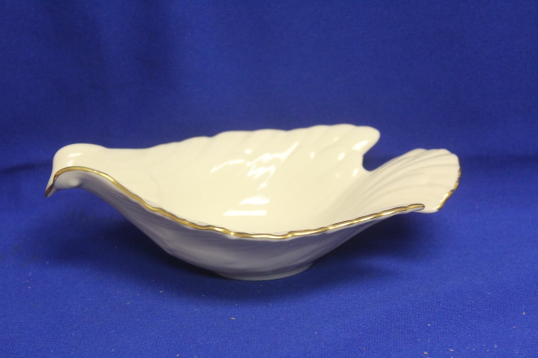 Lenox Dove Candy Dish (1 of 5)