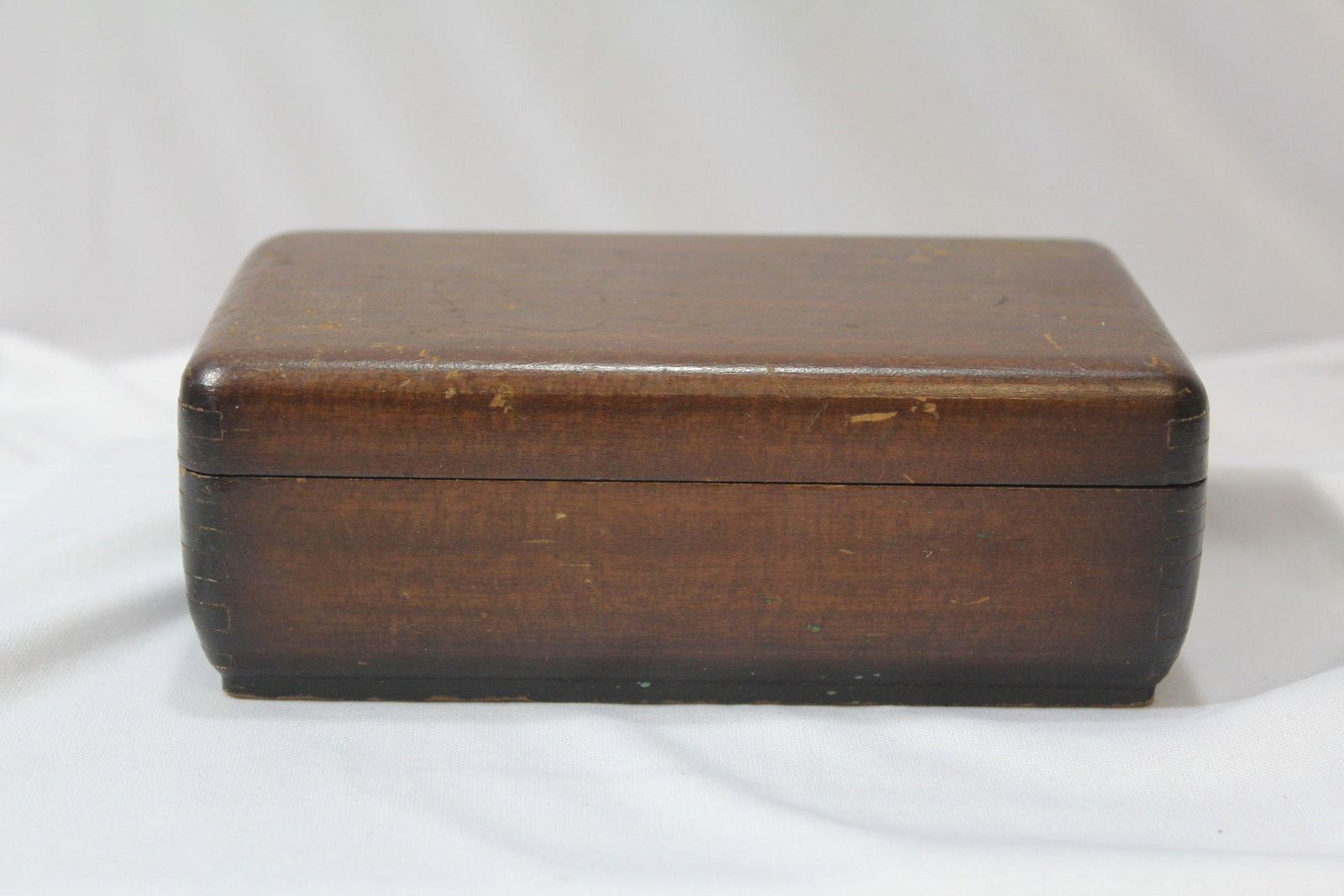 A Vintage Wooden Box (1 of 5)