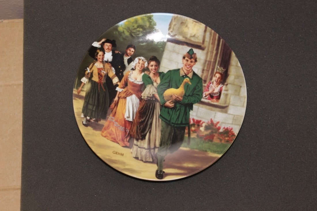 Collector's Plate "The Golden Geese" by Bradex: Boxed With COA - 8 1/2 inches in diameter