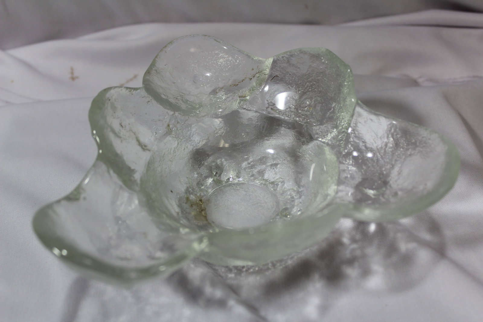 A Signed Finland Humppila Glass Bowl: by Pertti Santalahti - 7" wide - appears to have an internal crack