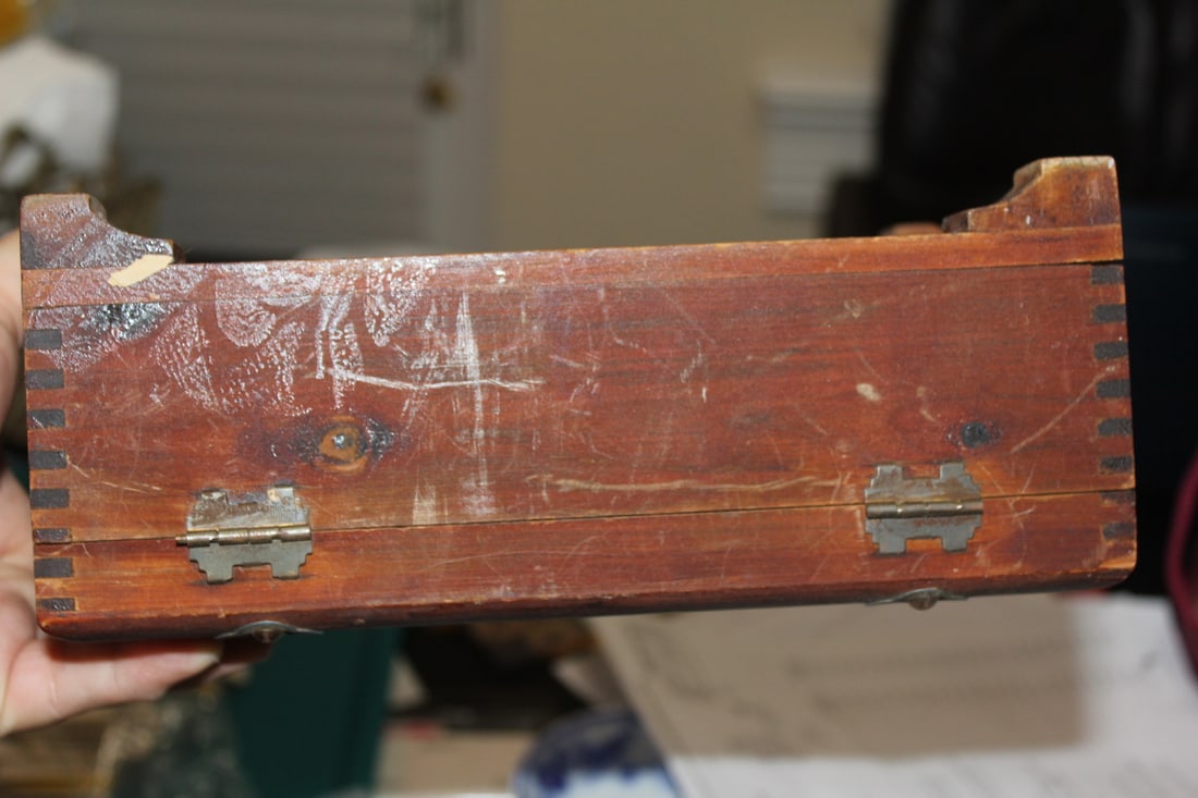 Vintage Cedar Box - 8