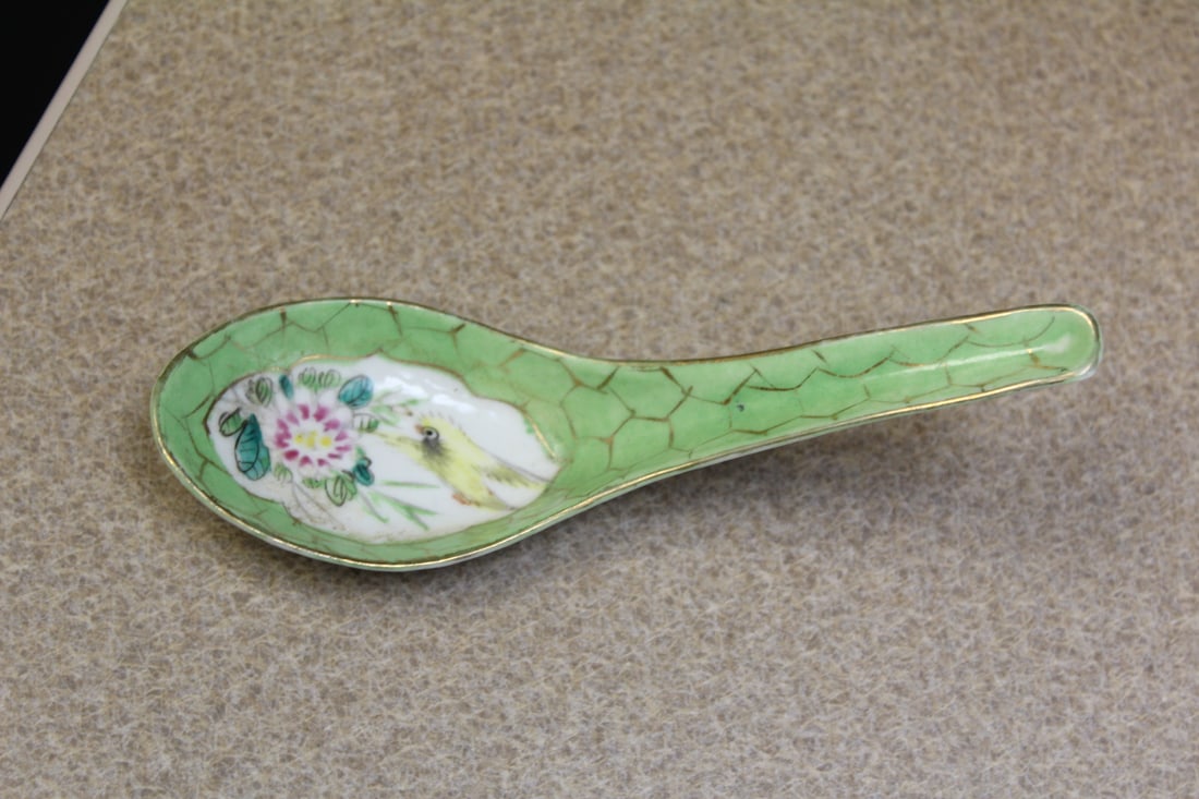 Vintage Chinese Ceramic Table Spoon: 5 7/8" long