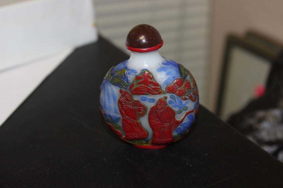 A Peking Glass Snuff Bottle: 3" tall
