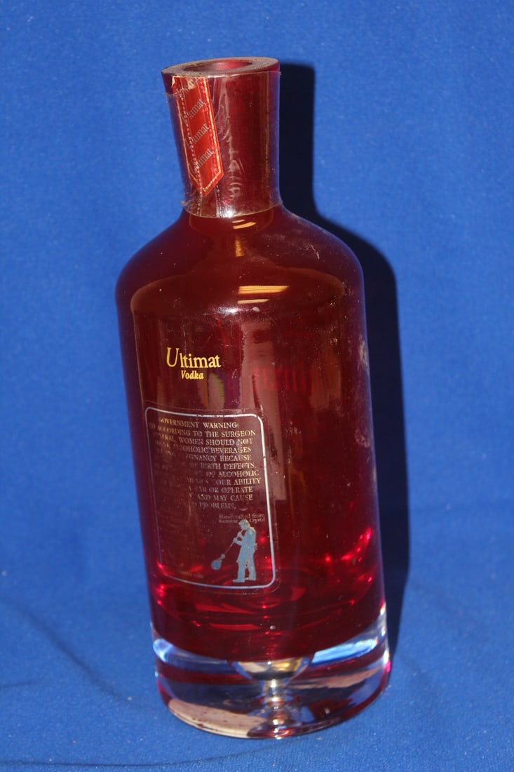 A Ruby Red Artglass Decanter - 6