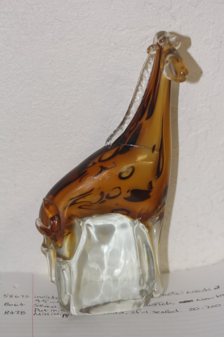Art Glass Giraffe: 8" tall