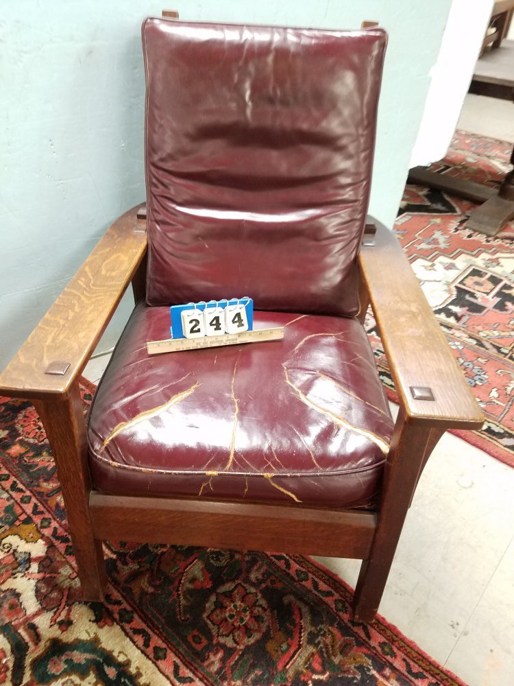 L + J.G STICKLEY #411 RECLINING CHAIR: L + J.G STICKLEY #411 RECLINING CHAIR