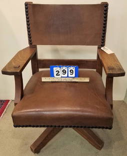 GUSTAV STICKLEY DESK CHAIR, #363: GUSTAV STICKLEY DESK CHAIR, #363