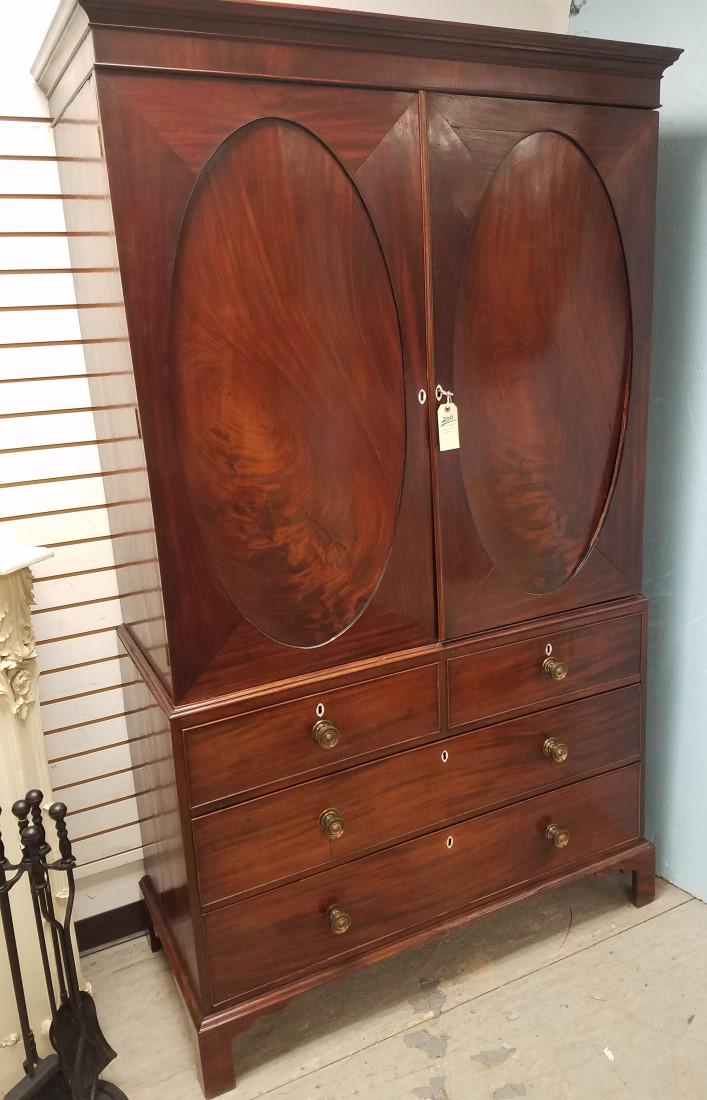 C1820 HEPPLEWHITE MAHOG LINEN PRESS 6: C1820 HEPPLEWHITE MAHOG LINEN PRESS 6'11"H X 49"W X 22 1/2"D