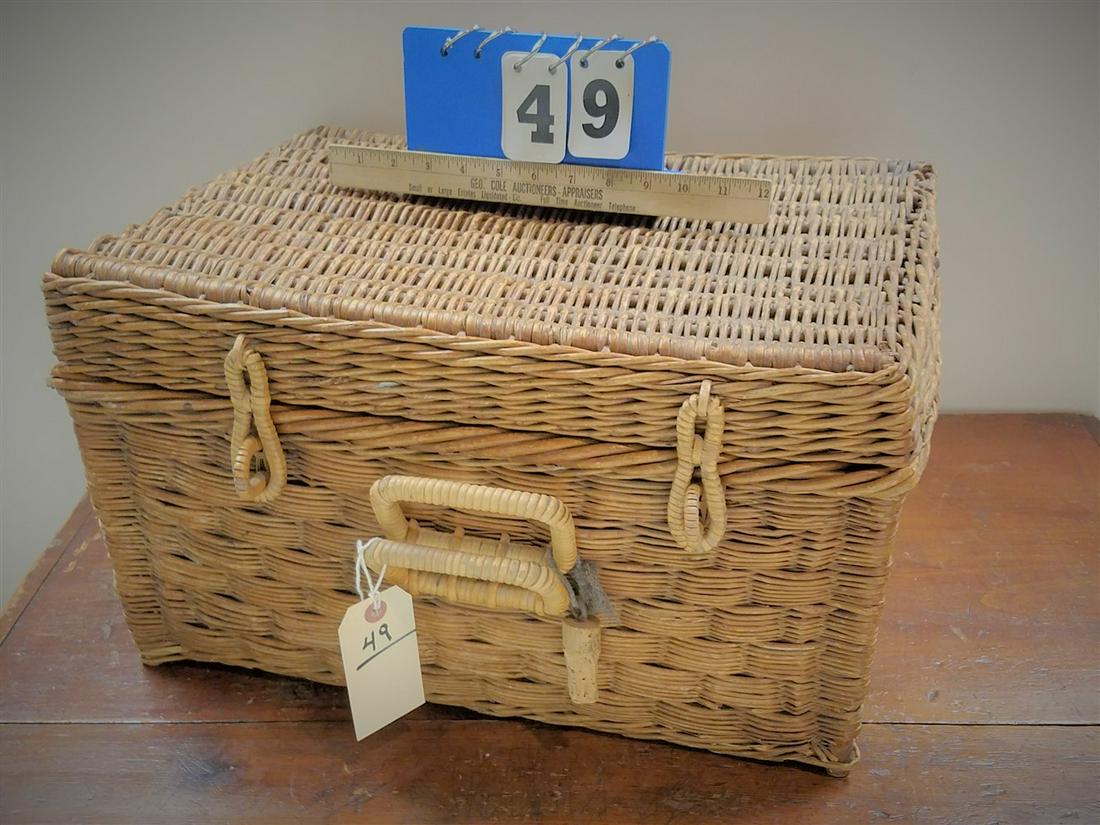 FULLY FITTED PICNIC BASKET, 12"H X 19"W X 14"D: FULLY FITTED PICNIC BASKET, 12"H X 19"W X 14"D