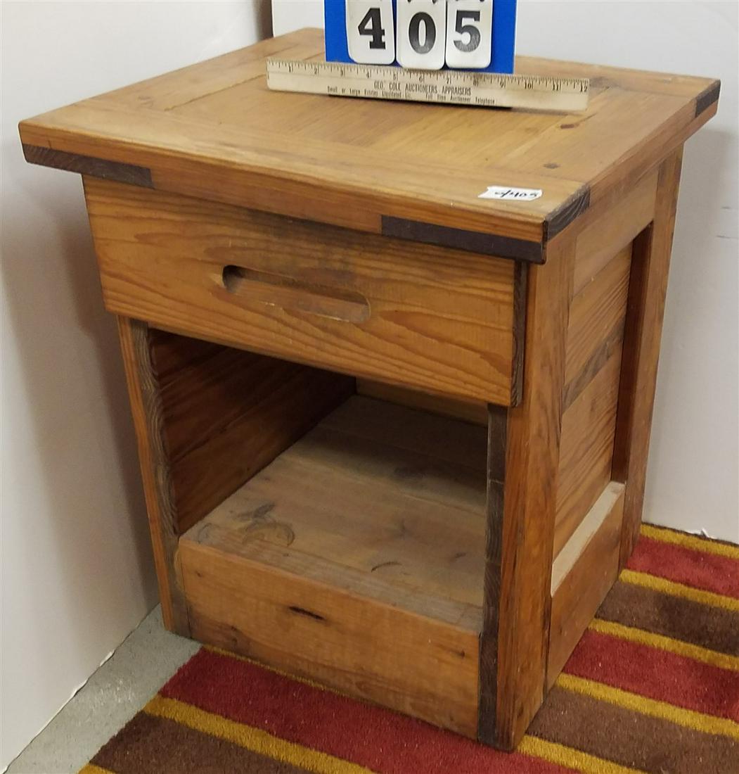 PINE CRATE & BARRELSETTEE 53" & 1 DRAWER STAND23"H: PINE CRATE & BARRELSETTEE 53" & 1 DRAWER STAND23"H X19"W X18"D