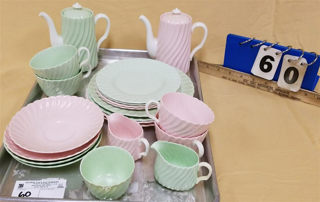 TRAY 21PC. MINTONS LUNCHEON SET (1 of 1)