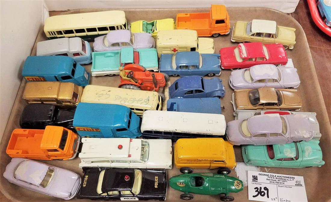 TRAY 28+ 50'S-60'S DINKY TOY VEHICLES (1 of 1)