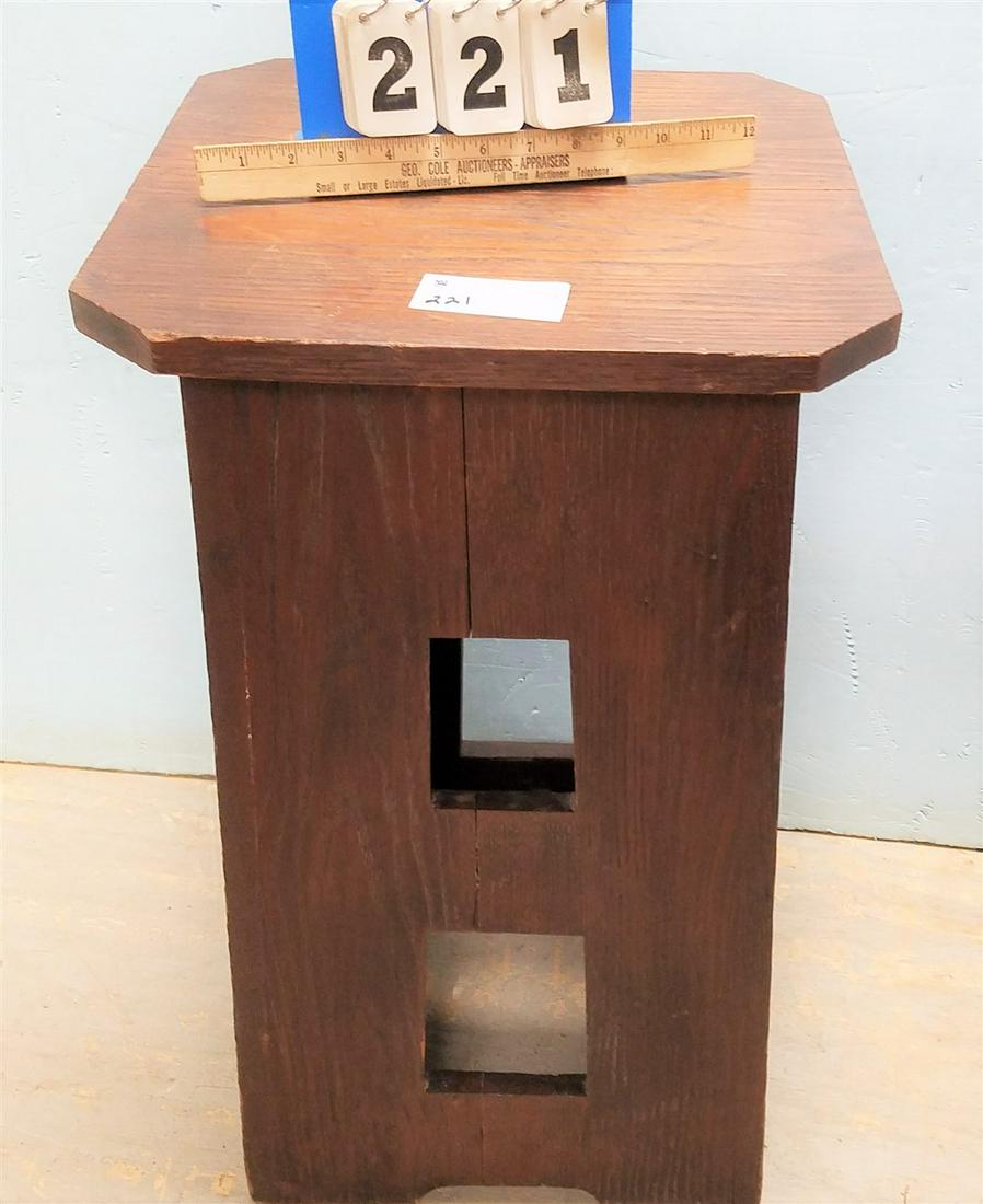 MISSION OAK STAND, 28"H X 15.5" SQ. (1 of 3)