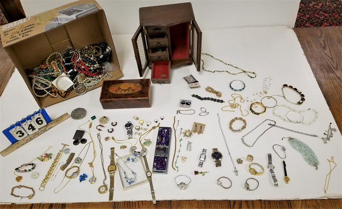 BX COSTUME JEWELRY + 2 JEWELRY BOXES (1 of 1)