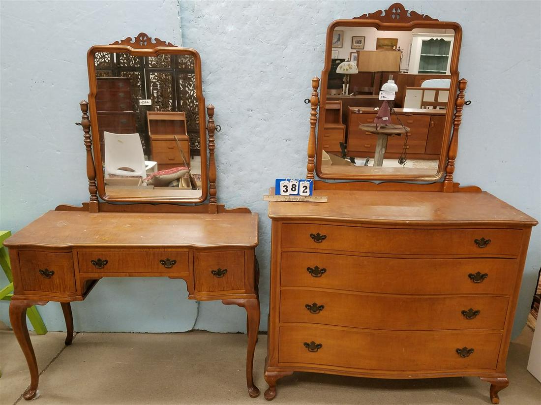 2PC. TIGER MAPLE 4 DRAWER DRESSER + VANITY (1 of 1)