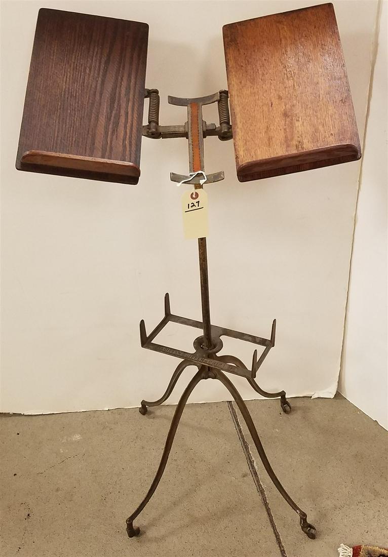 GRIFFIN + GRIFFEN CHICAGO BOOK STAND (1 of 2)