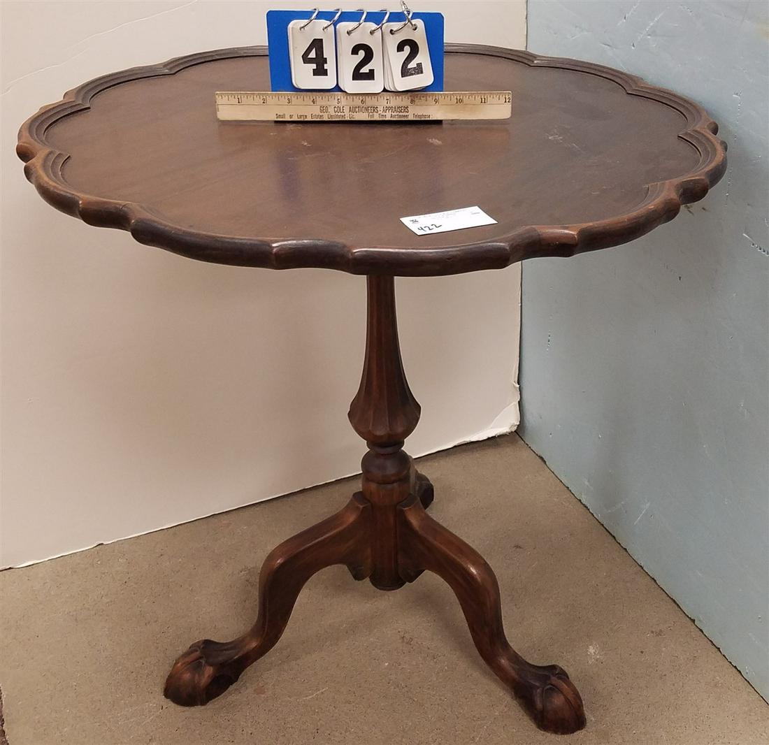 CHIPPENDALE STYLE MAGH. TILT TOP TEA TABLE (1 of 4)