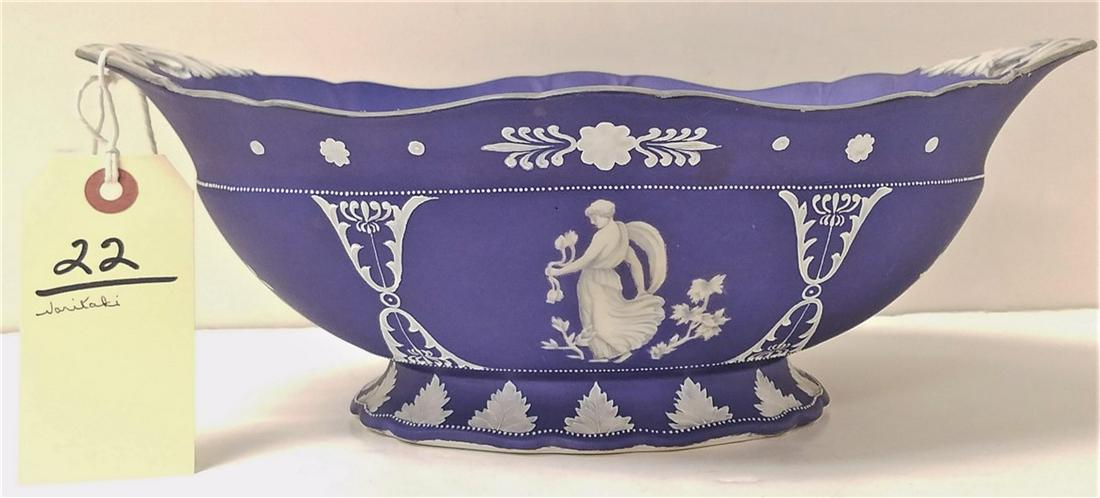 NORITAKE OVAL BOWL. 5"H X 12.5"W X 8.5"D: NORITAKE OVAL BOWL. 5"H X 12.5"W X 8.5"D