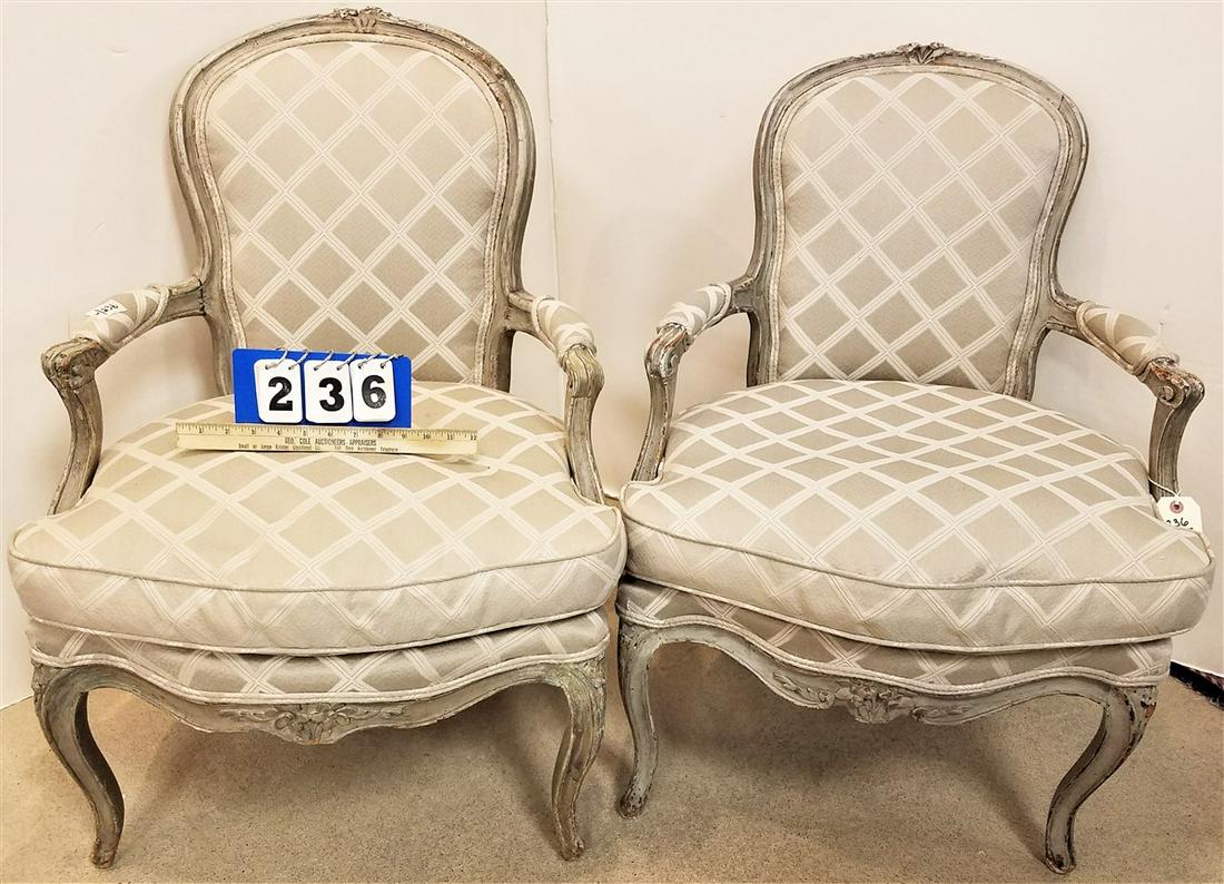 PR. FR. UPHOLS. ARMCHAIRS (1 of 1)