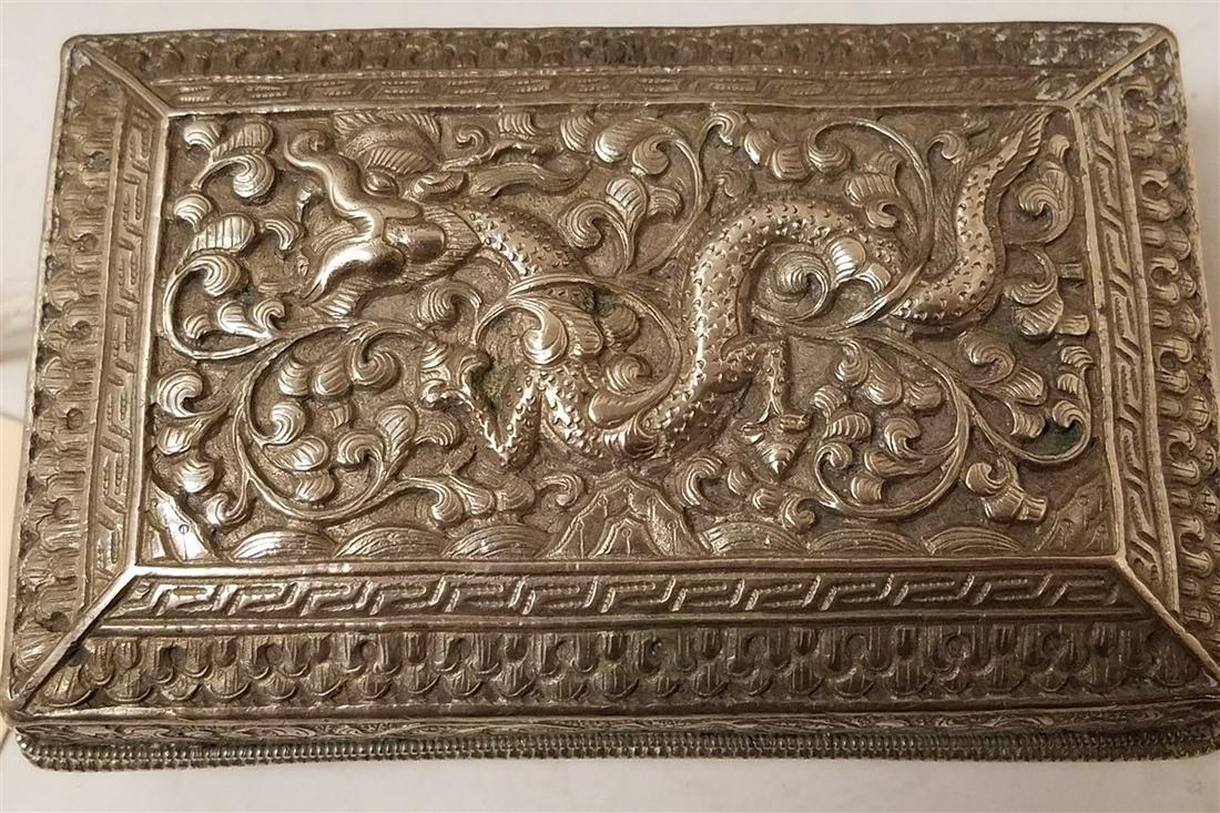 NEPAL SILVER BX, 1.5"H X 4.25"W X 2.5"D. 5.38 OZT: NEPAL SILVER BX, 1.5"H X 4.25"W X 2.5"D. 5.38 OZT
