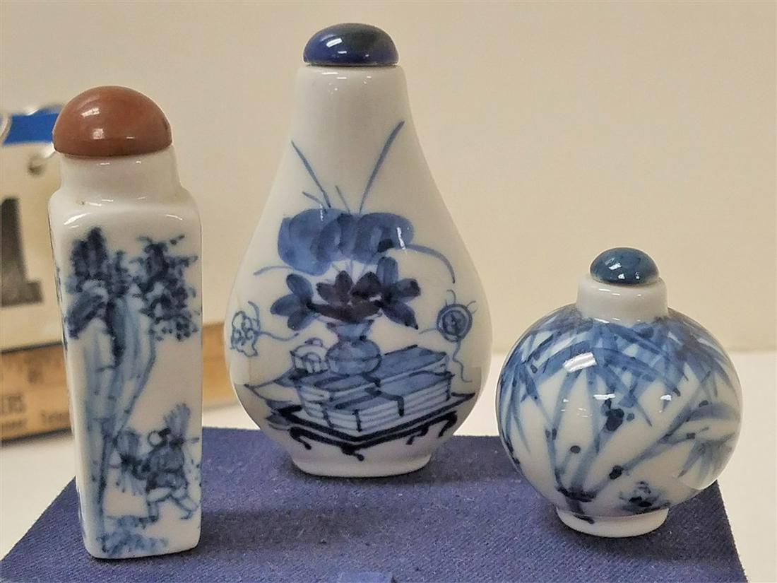LOT 3 PORCELAIN SNUFF BOTTLES (1 of 4)