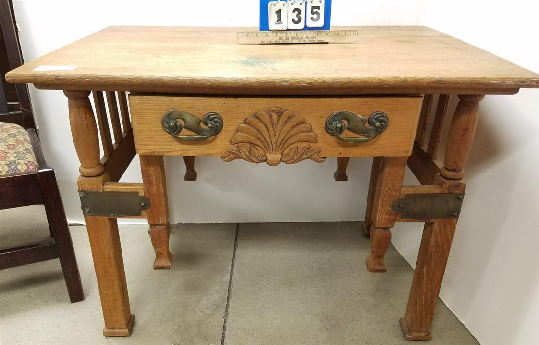 ARTS + CRAFTS OAK DESK, 285"H X 40"W X 25" DIAM.: ARTS + CRAFTS OAK DESK, 285"H X 40"W X 25" DIAM.