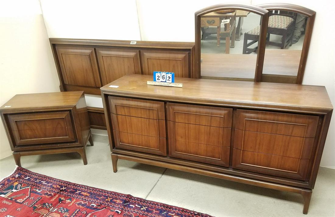 5PC. MID CENTURY WALNUT BED SET, 9 DRAWER DRESSER W/ 2 (1 of 2)