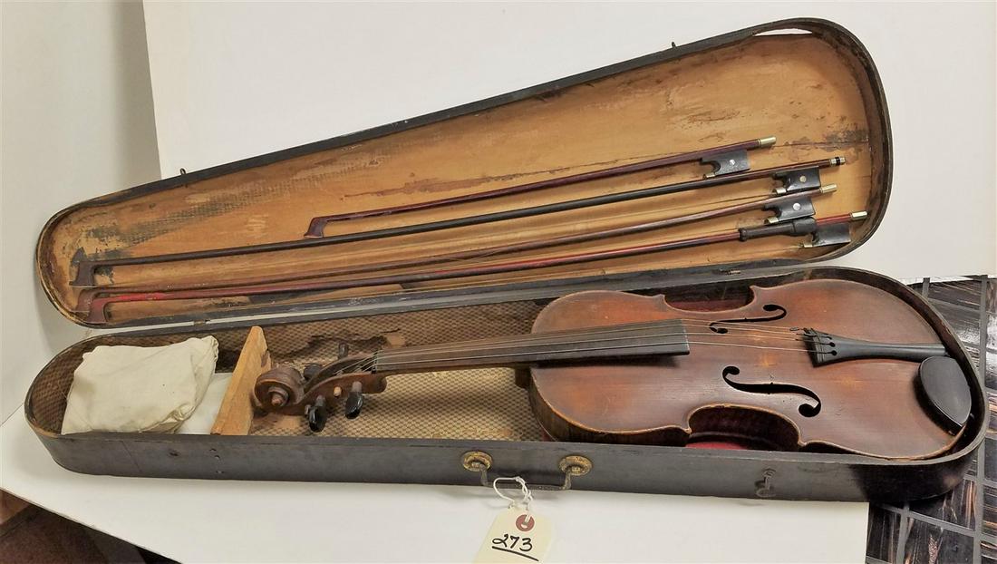 VIOLIN W/ 4 BOWS (1 of 2)