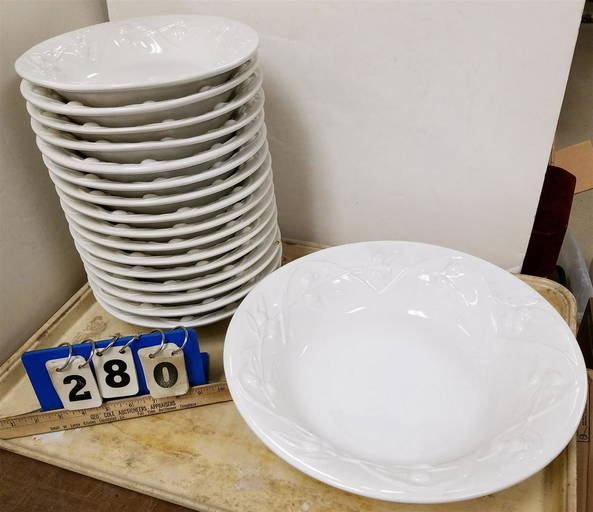 Patrizi For Williams Sonoma Italy Pasta Bowl,